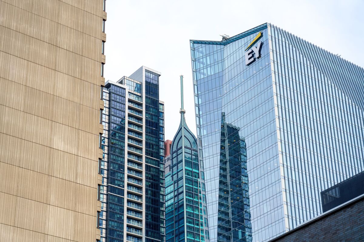 Ontario’s $100 Billion Pension Dismisses Entire Asia Buyout Team