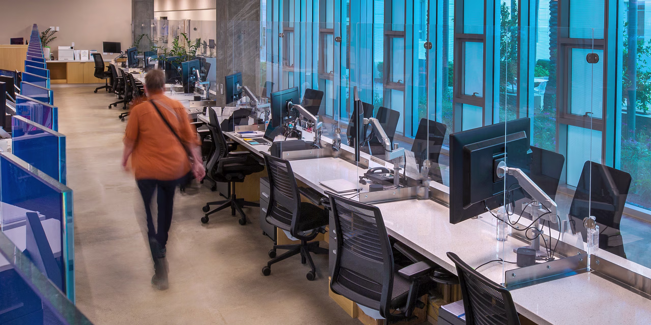 More Big Companies Bet They Can Still Grow Without Hiring