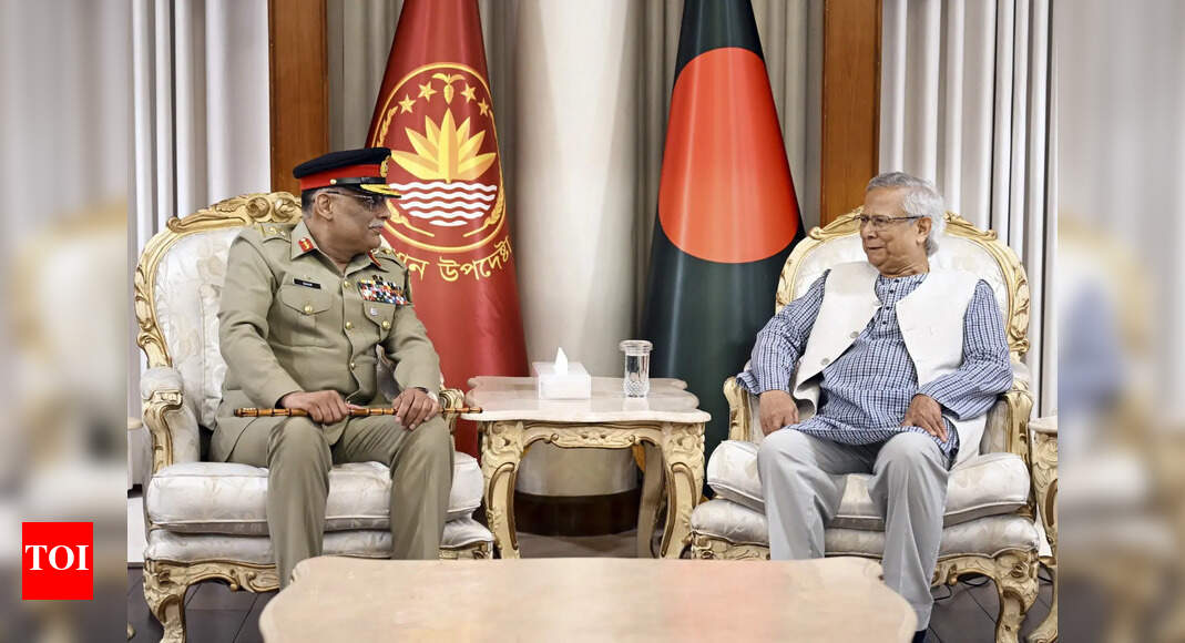 ‘Both countries will support each other’: Top Pak military official meets Yunus; discusses defence ties