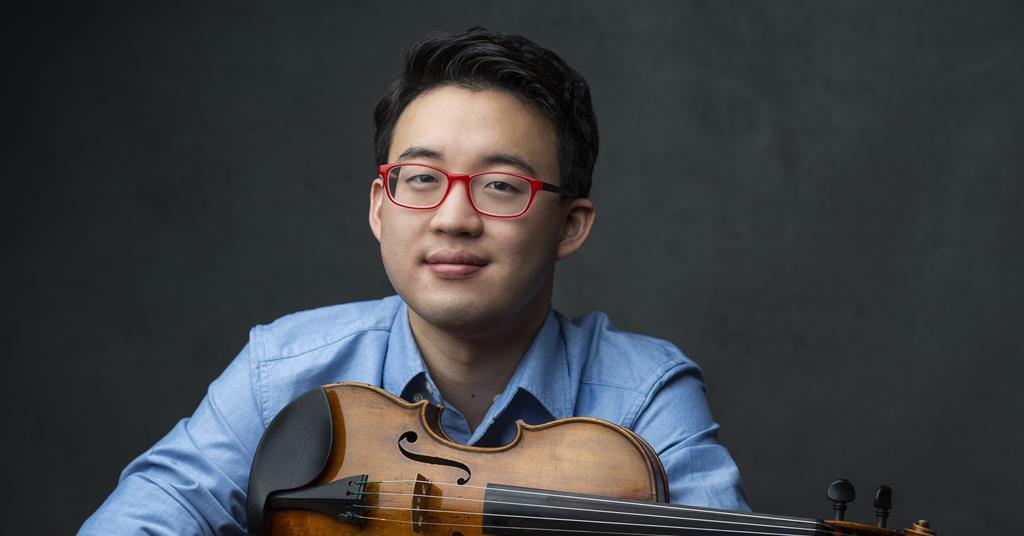 The Strad News – Violinist Julian Rhee signs to IMG Artists