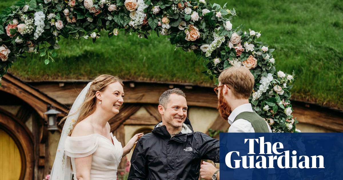 Ranking celebrity wedding-crashers, from Elijah Wood in Hobbiton to Tom Hanks everywhere | Film