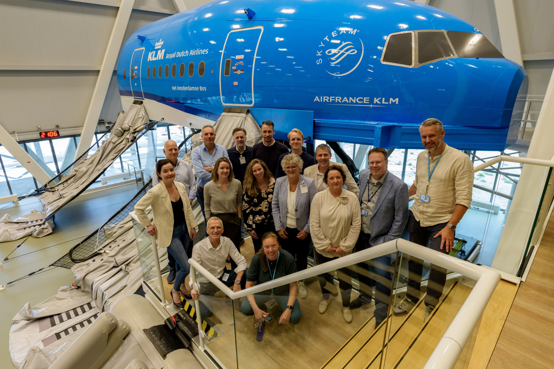 KLM shares expertise in simulator training to strengthen the healthcare sector