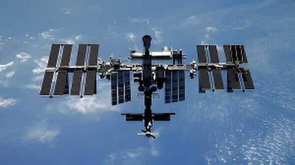 Paving the Way for Commercial Space Stations