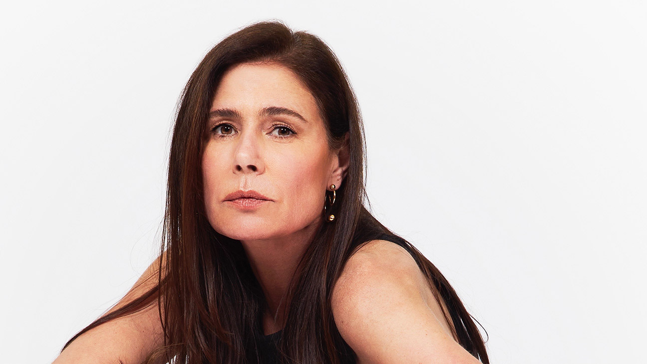 Maura Tierney Will Be Honored at the Oscar Wilde Awards