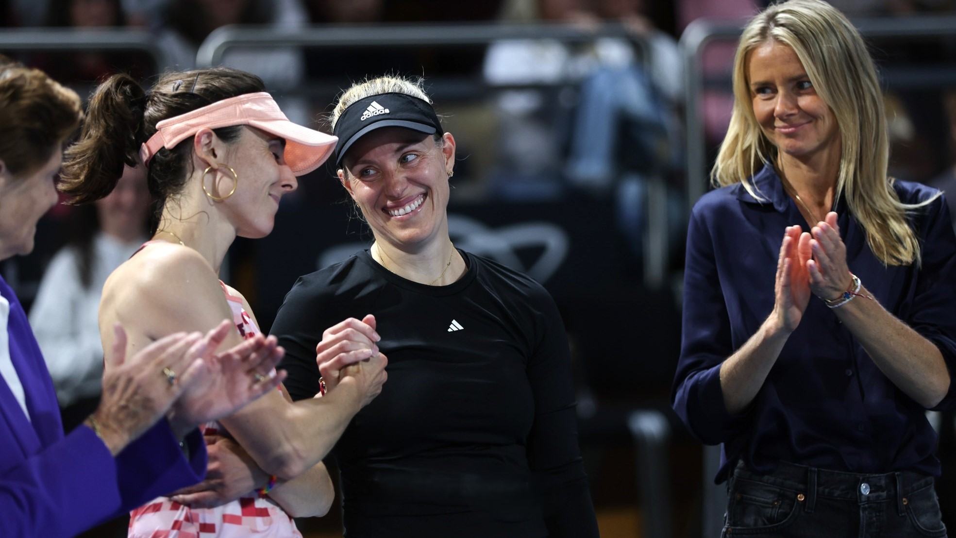 Angelique Kerber returns to the winner’s circle in Luxembourg