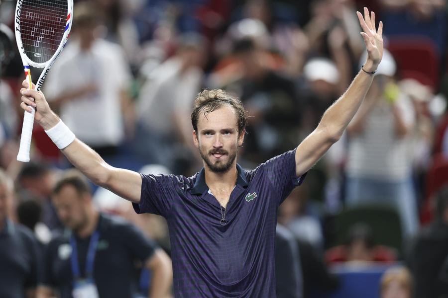 Medvedev into Shanghai Masters semifinals-Xinhua