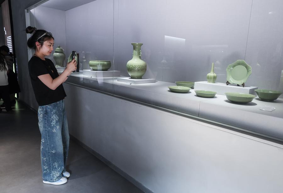 Over 1,800-year-old dragon kiln site found in east China-Xinhua