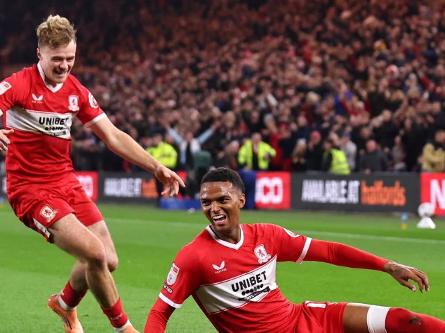Middlesbrough beat Ipswich to return to top of Championship