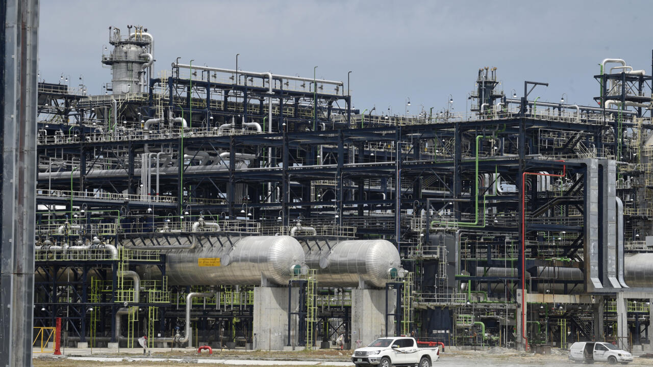 Nigeria refinery aims to be world’s biggest with expansion