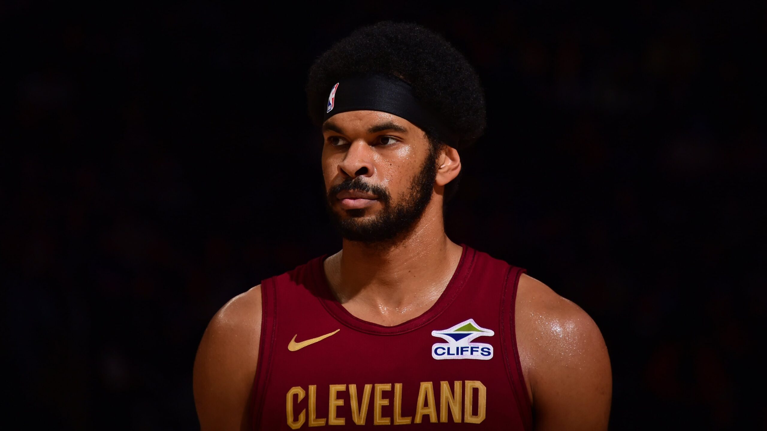 Cavs’ Jarrett Allen suffers finger injury, questionable Friday