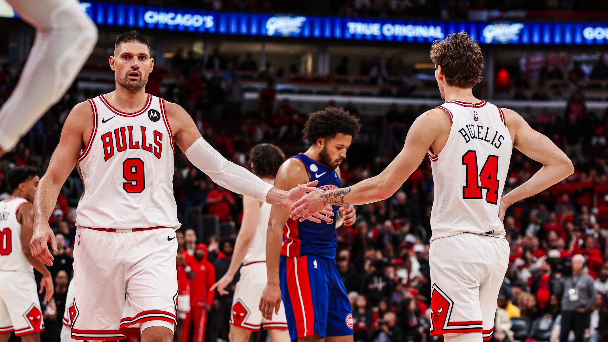 Ask Sam Mailbag: Vooch's strong Opening Night & other takeaways from the 1-0 Bulls – NBA