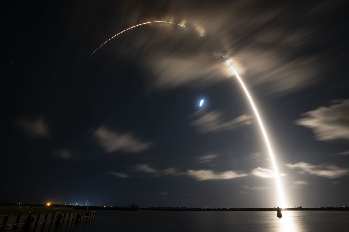 28 Starlink satellites lift 2025’s 130th mission on SpaceX’s Falcon 9 rocket