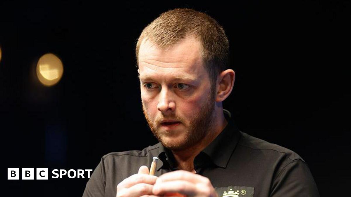 Northern Ireland Open: Home favourites Mark Allen and Jordan Brown progress to last 16 in Belfast