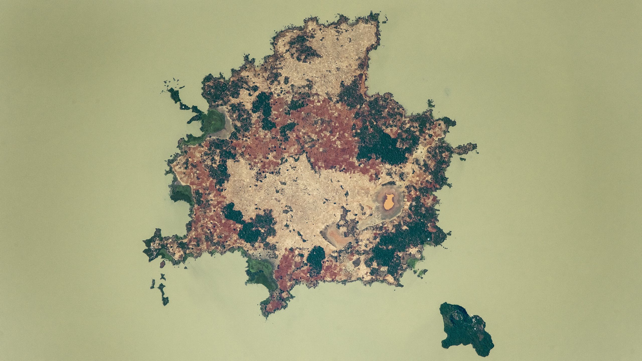Pair of ‘holy’ islands in eerily green African lake hold centuries-old relics and mummified emperors — Earth from space