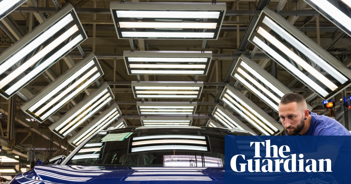 Battle between Netherlands and China over chipmaker could disrupt car factories, companies say | Automotive industry