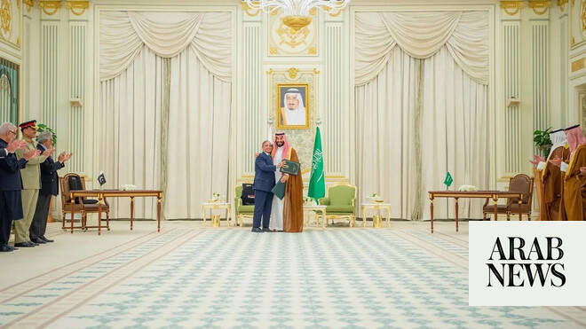 Pakistan cabinet ratifies Saudi defense pact as PM Sharif hails ‘centuries-old’ Islamic ties