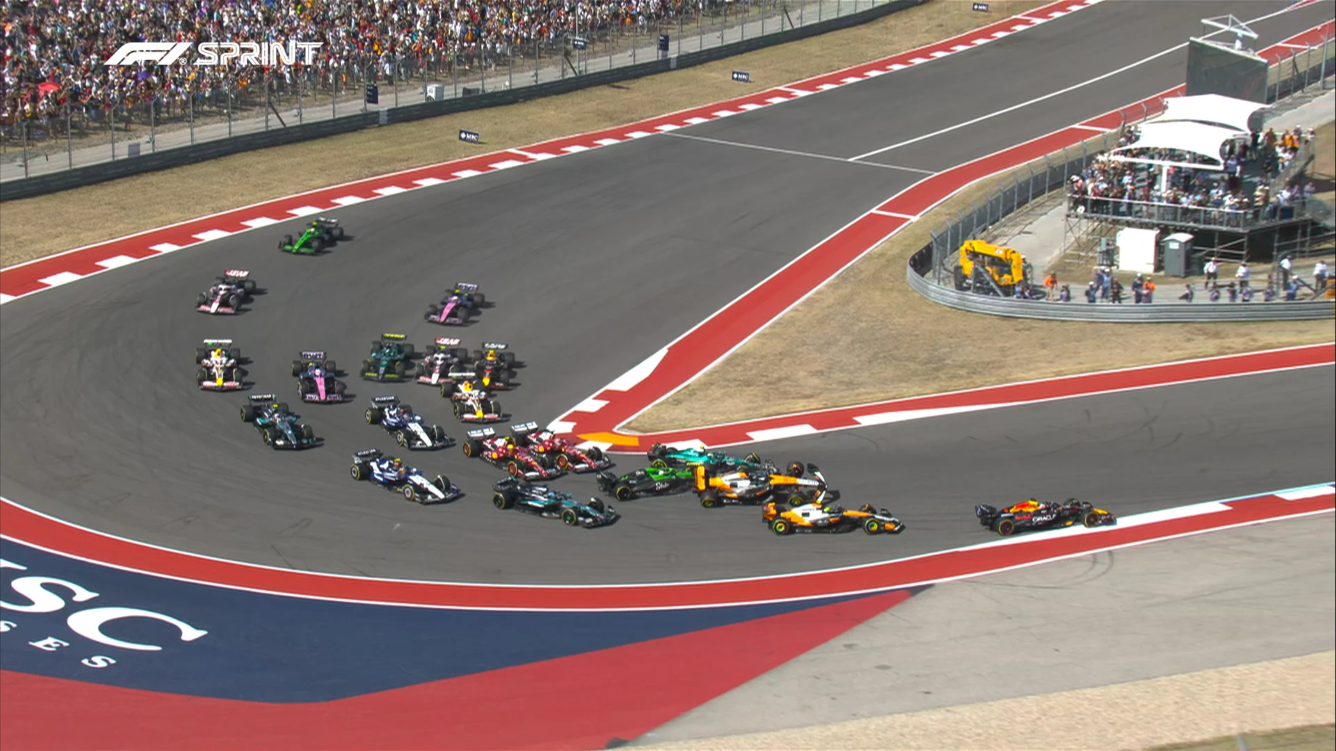 Piastri and Norris out of Sprint after contact at Turn 1