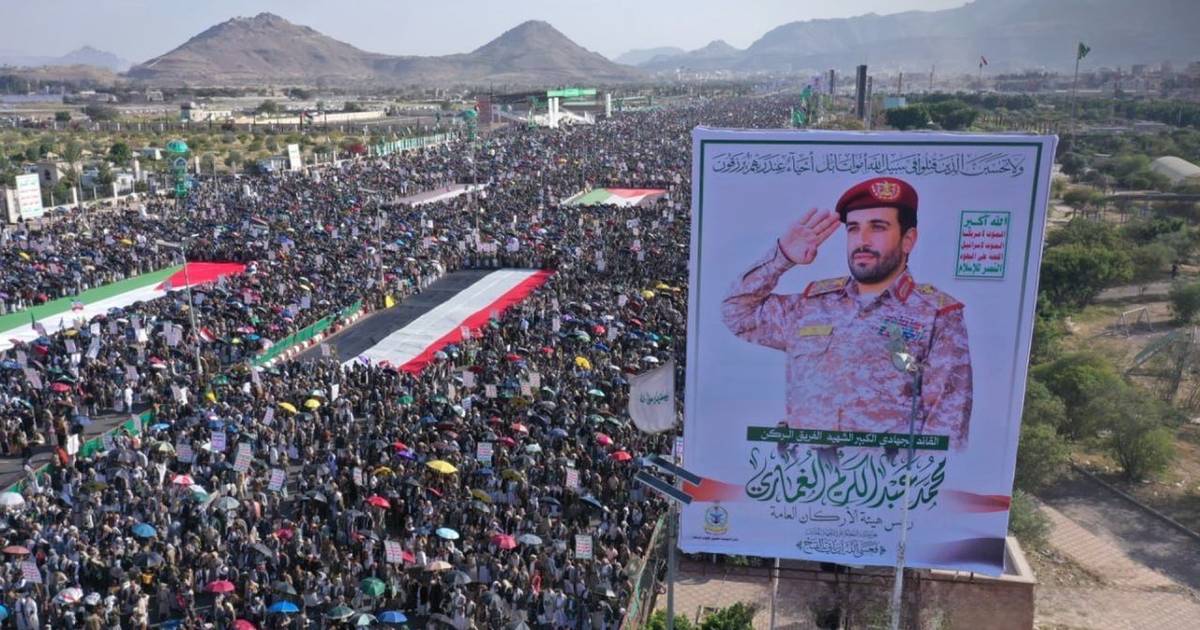 Houthis mourn top commander Israel accused of Iran ties