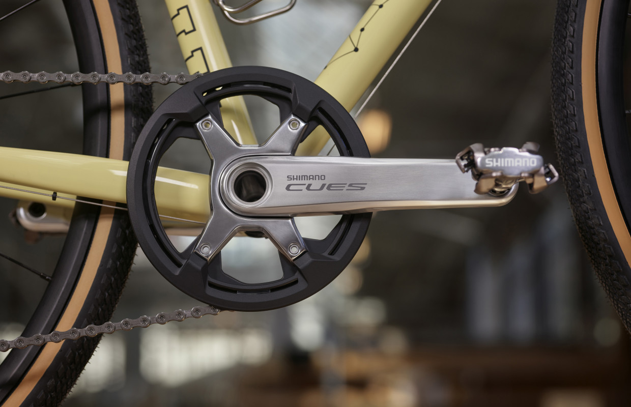 SHIMANO launches a special edition in polished aluminum of its 10-speed CUES components