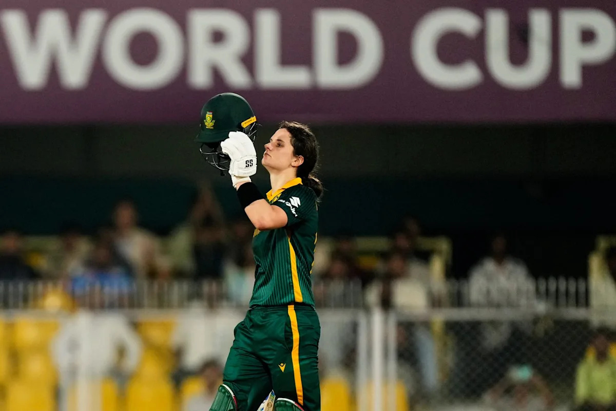 Wolvaardt’s 169 helps South Africa crush 4-time champion England in Women’s Cricket World Cup semis