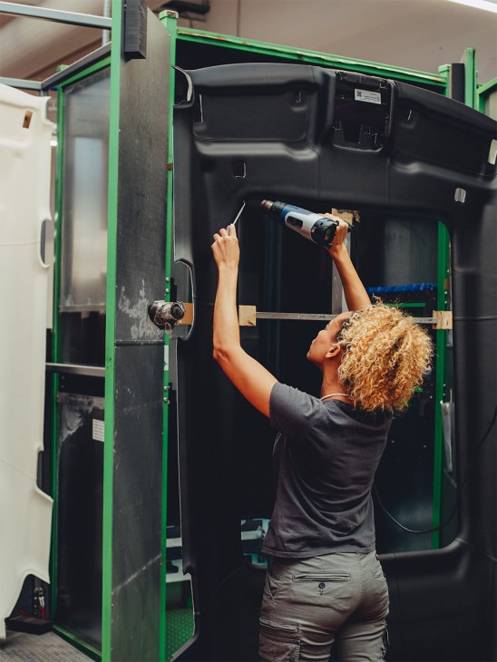 Car parts get loaded into a ‘buffer’ before transportation