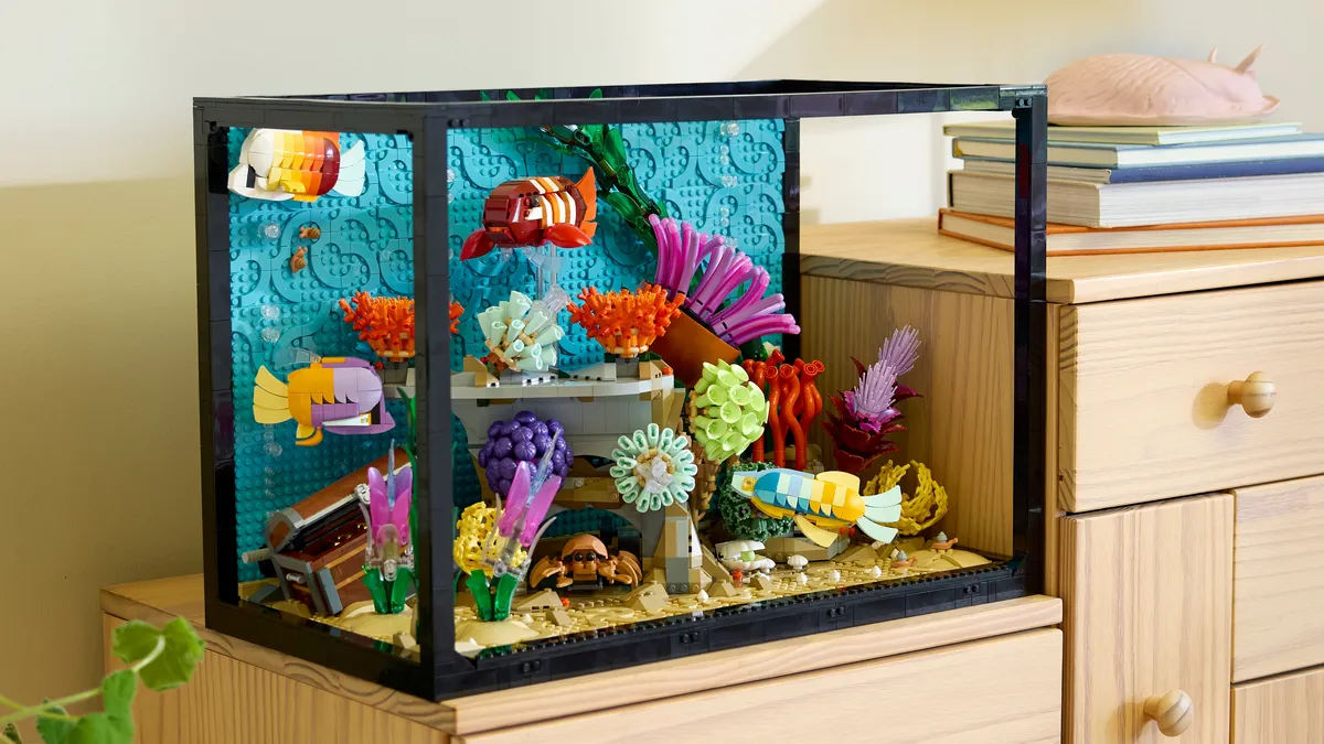 See photos of the new Lego Icons Tropical Aquarium Building Set – USA Today