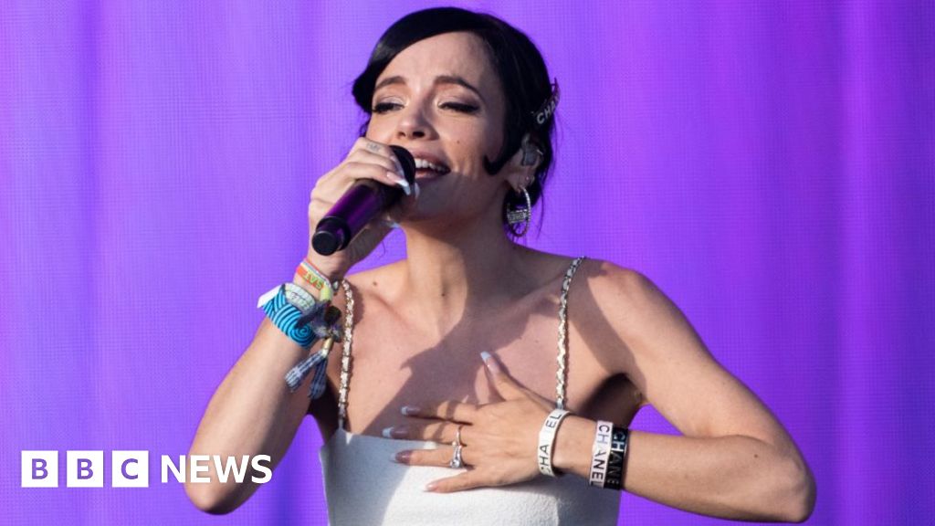 Lily Allen to tour West End Girl album in UK theatres