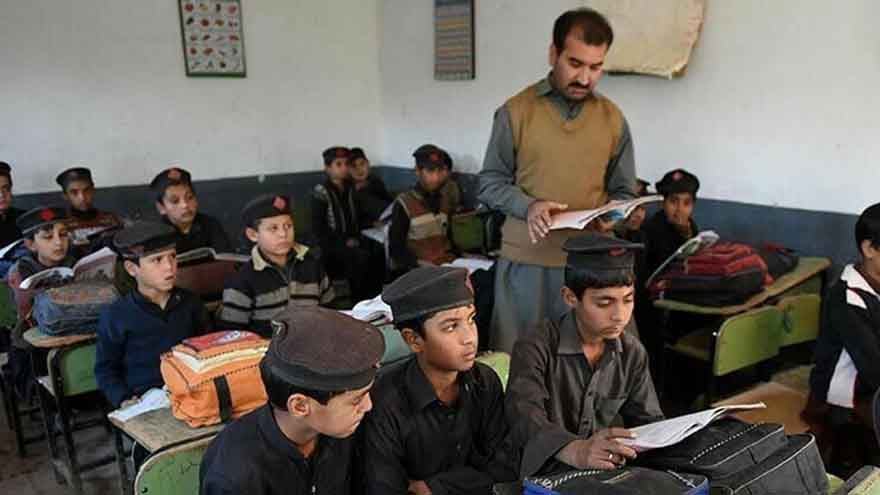 KP launches inquiry into poor performance of government schools