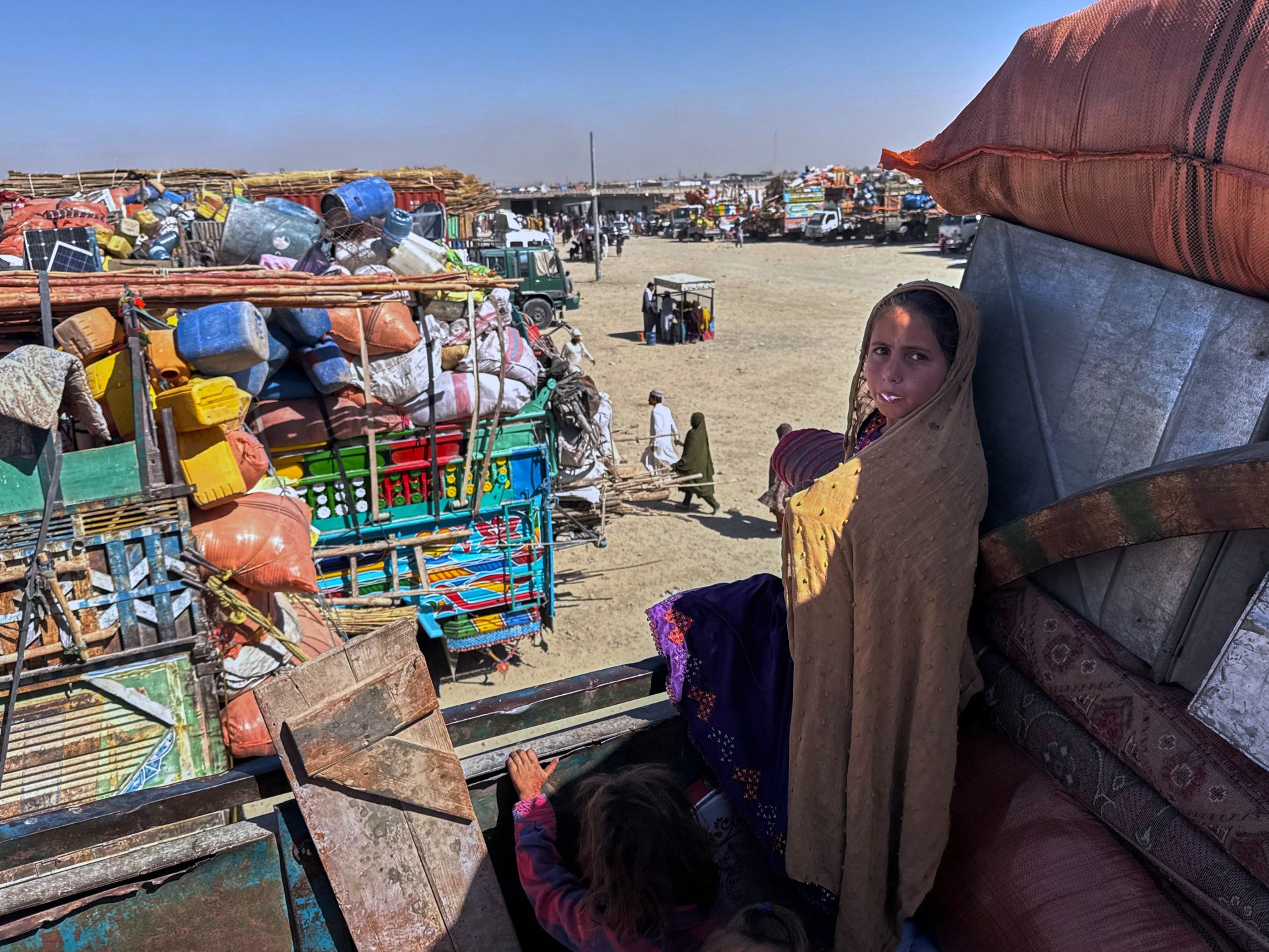 ‘Illegal in own homes’: Afghan refugees caught in Pakistan-Taliban tensions | Refugees