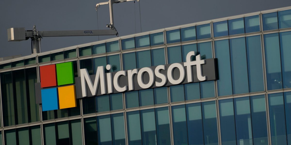 Microsoft brings you Windows 11, now including AI updates where you talk to your laptop all day