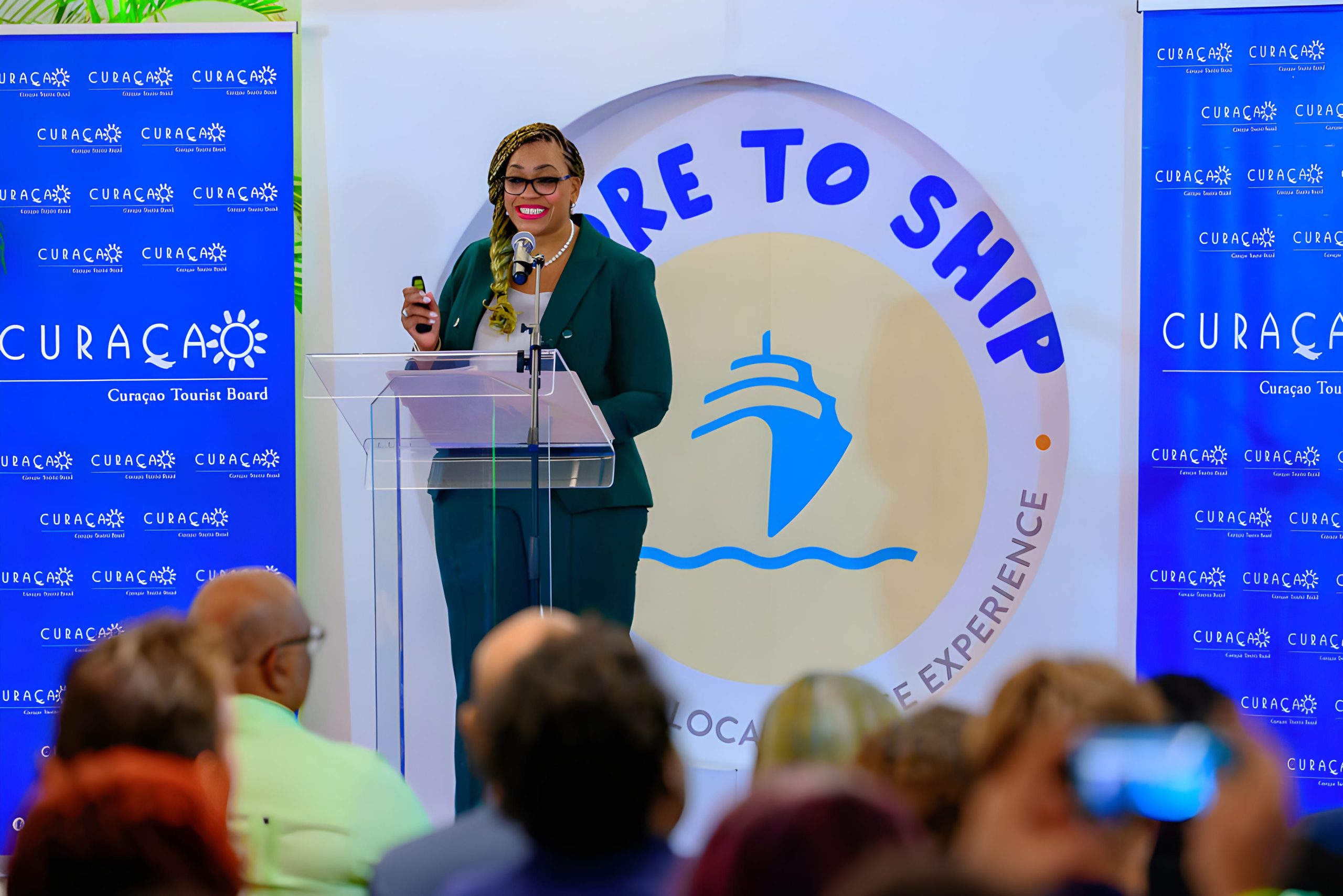 Carnival Corporation Showcases Commitment to Creating Shared Value at Curaçao Cruise Symposium – Carnival Corporation & plc