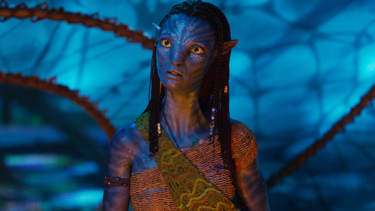 Zoe Saldaña Wants James Cameron to Make Doc About ‘Making of Avatar’