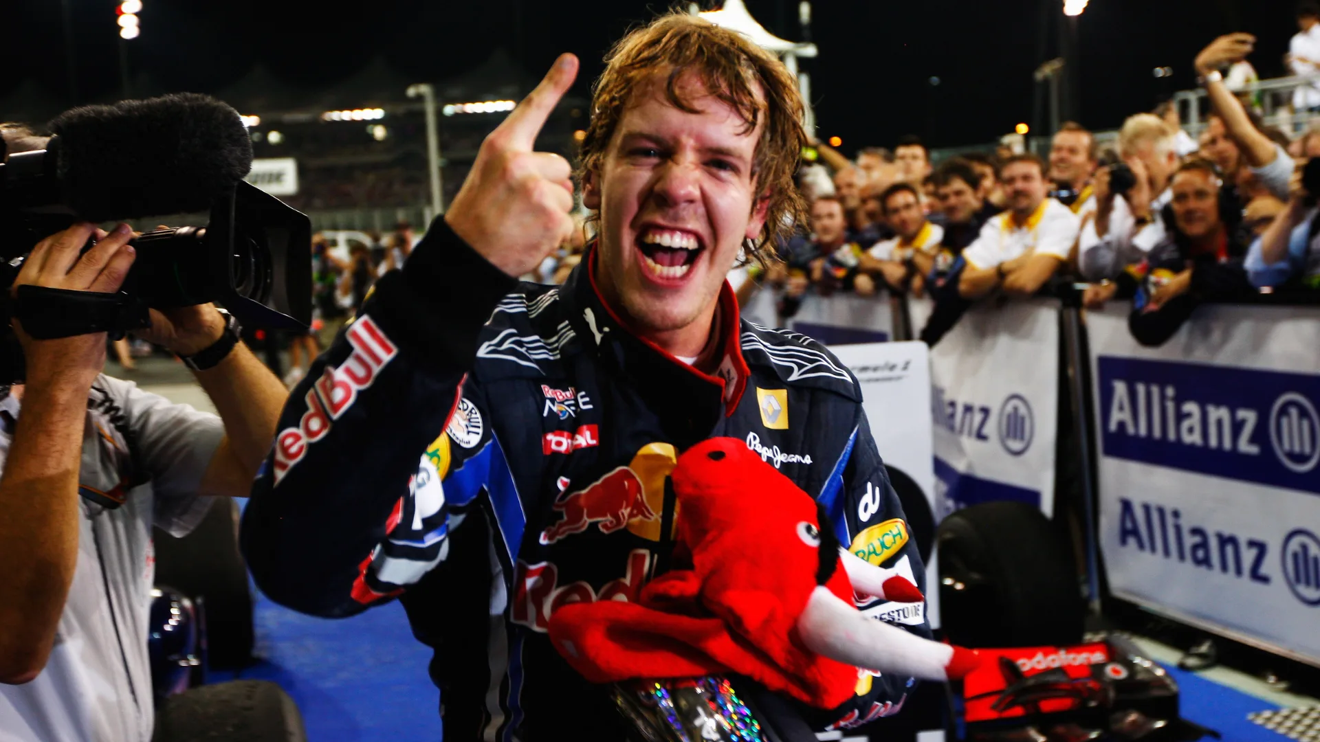 Vettel emerges as the surprise winner in a four-way title decider – 2010 Abu Dhabi Grand Prix