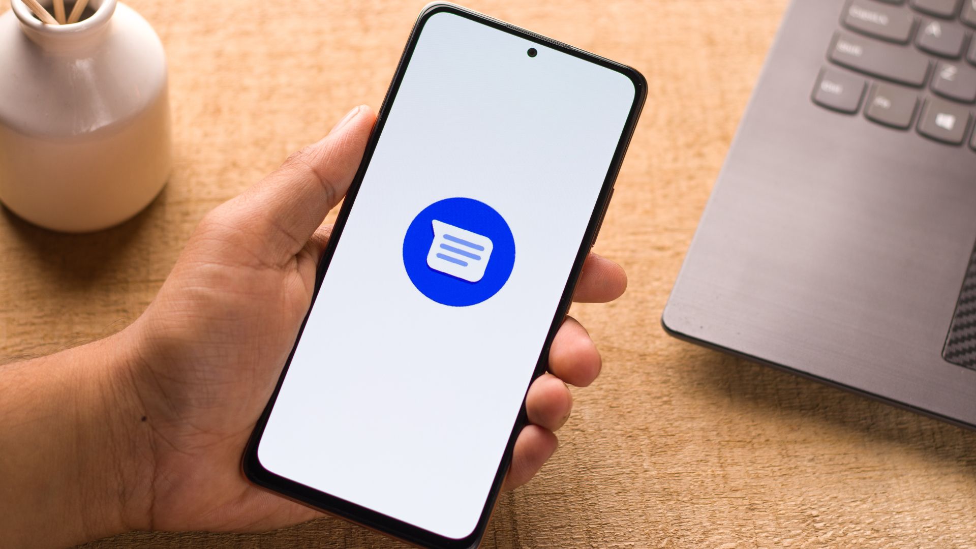 Nano Banana’s AI will soon fill Google Messages with custom memes