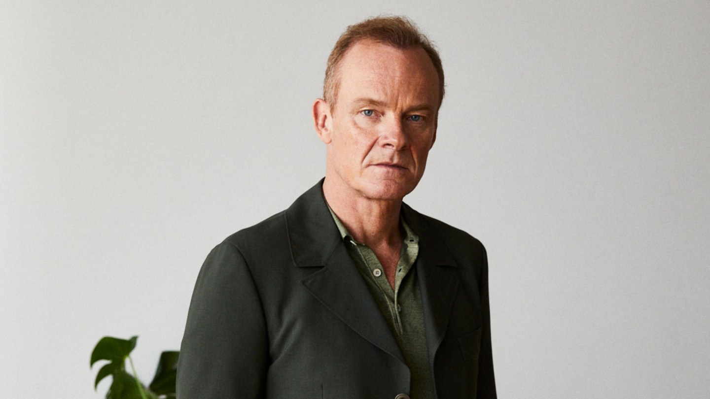 Alistair Petrie on ‘Sex Education,’ ‘Hamlet’ and Playing the Villain