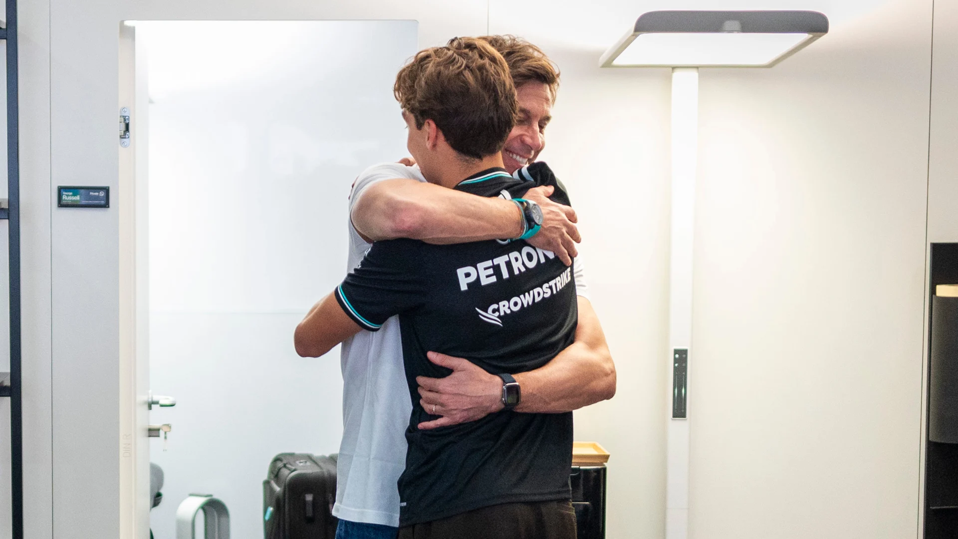 ‘He’s been formidable this year’ – Wolff praises Russell after ‘in control’ Singapore Grand Prix victory