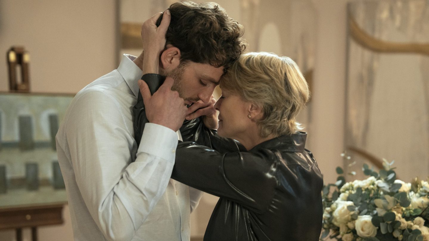 Is Laura Dead? Robin Wright on Finale, Season 2