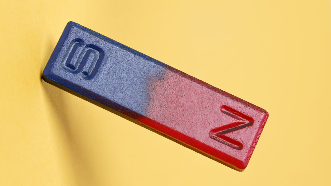 Breaking down rare earth element magnets for recycling