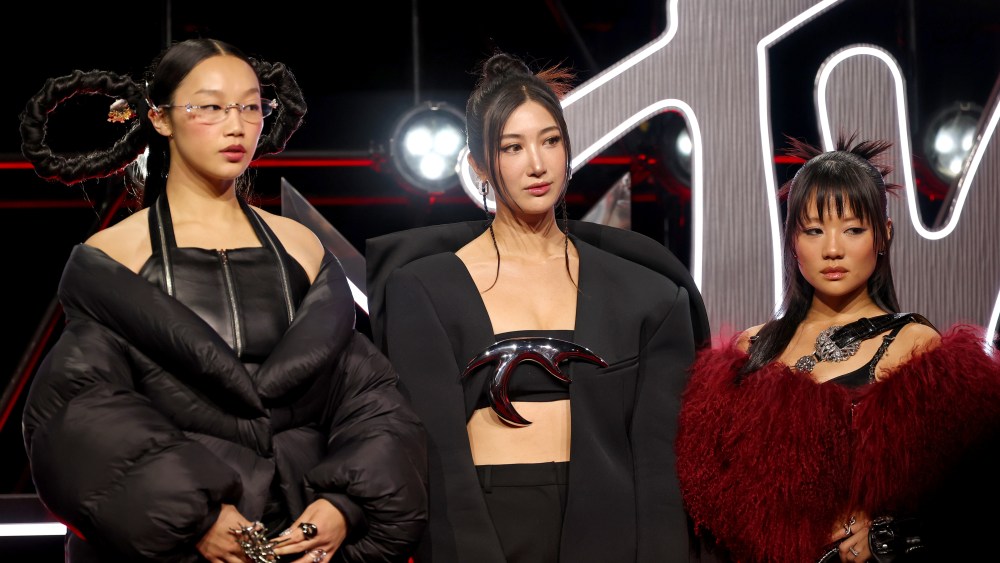 ‘KPop Demon Hunters’ Soundtrack Dominates for a Second Week at No. 1