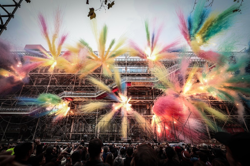 Centre Pompidou Puts on Farewell Fireworks Display by Cai Guo-Qiang
