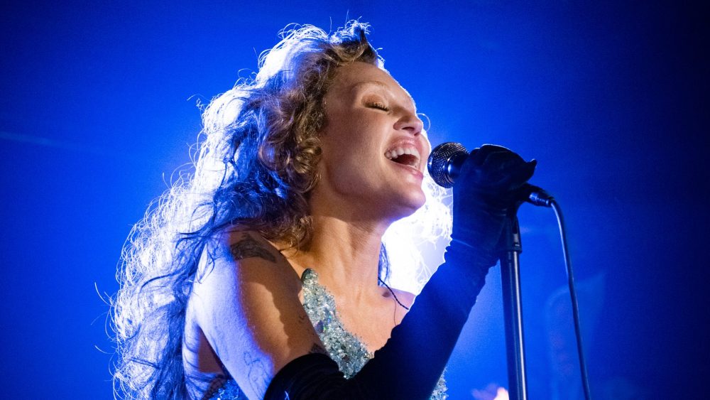 Miley Cyrus Records ‘Dream as One’ for ‘Avatar: Fire and Ash’