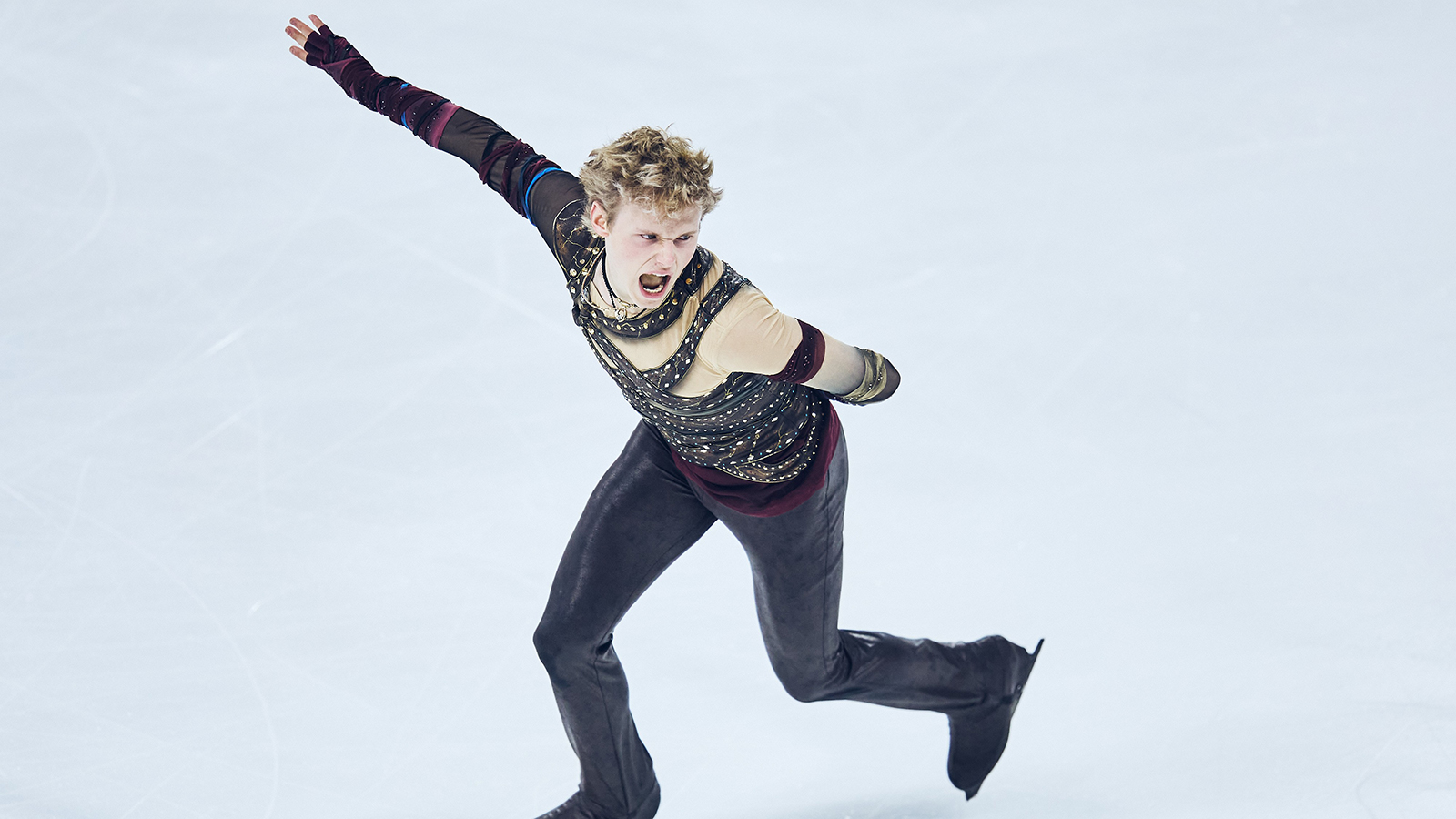Malinin in Driver’s Seat After Winning Short Program at Grand Prix de France