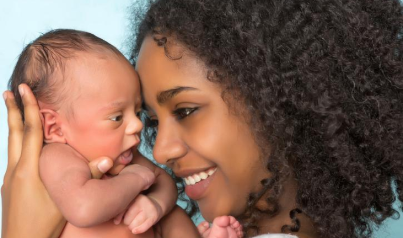 Study finds no link between mRNA COVID vaccines early in pregnancy and birth defects