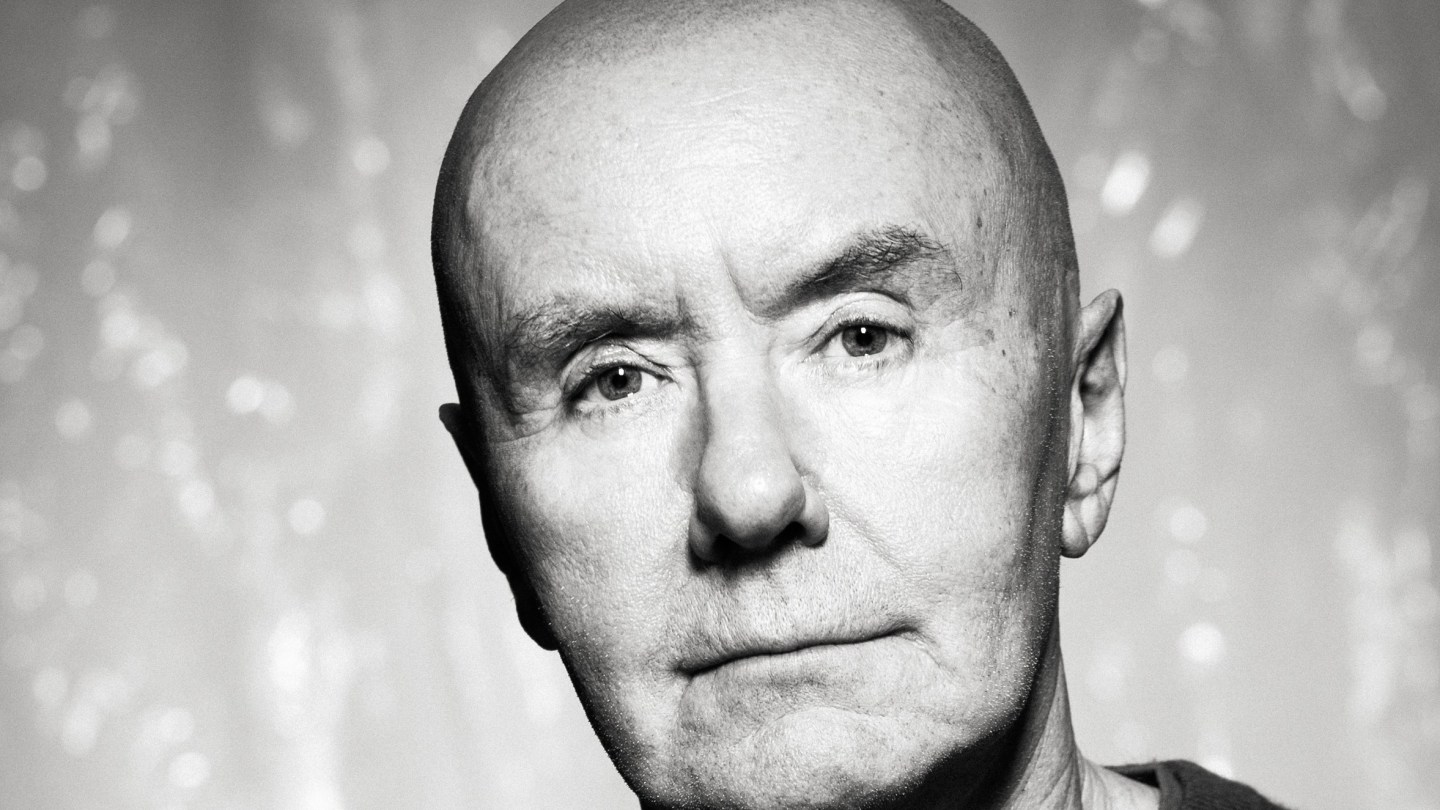 ‘Trainspotting’ Author Irvine Welsh Worries We Are Slaves of Tech Age