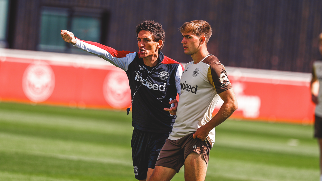Keith Andrews on ‘outstanding’ Yehor Yarmoliuk | Brentford FC