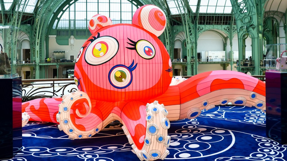 Inside the Louis Vuitton Stand x Takashi Murakami at Art Basel Paris [PHOTOS] – WWD