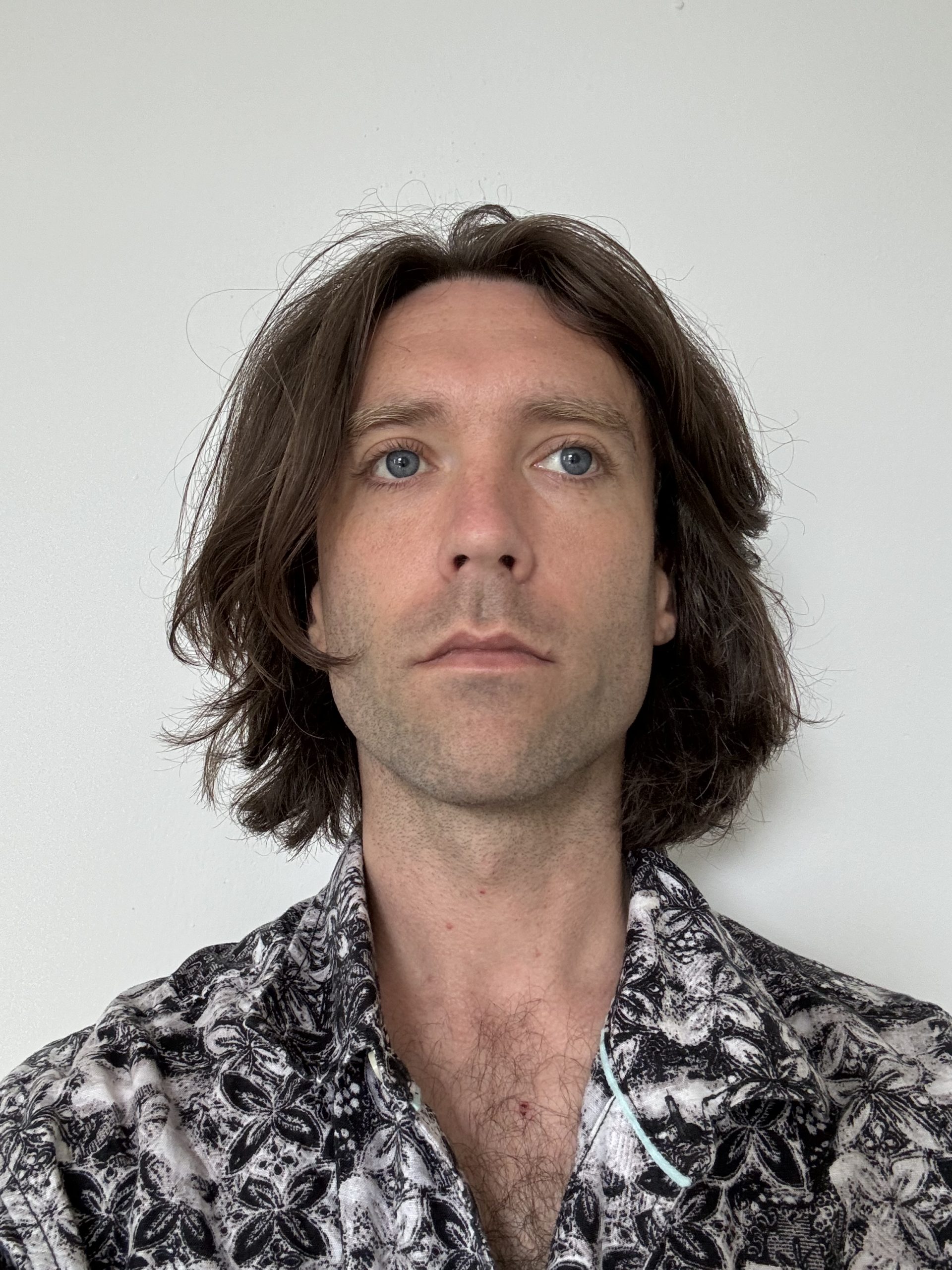 Q&A: A trip to the Peach Motel… Musician hopes to “inspire people to see the world in a positive light”