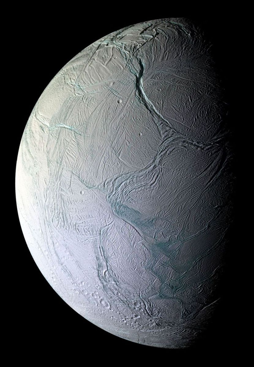 New analysis suggests a moon of Saturn can support life – The Tartan