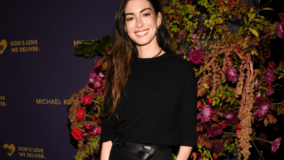 Anne Hathaway, Anna Wintour and More Golden Heart Awards Red Carpet Photos