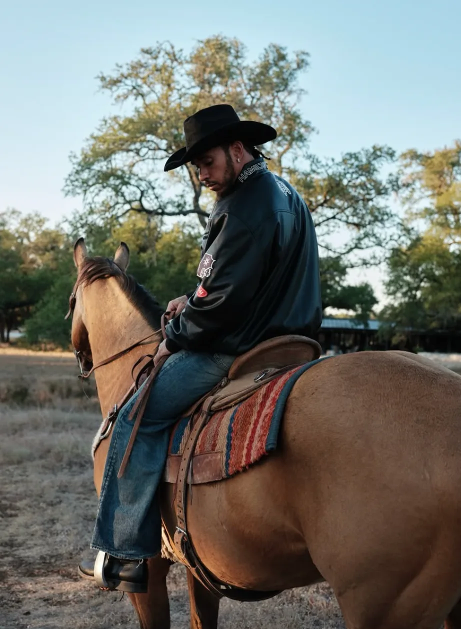 4 moments you may have missed in Austin – from drivers playing dress up and race weekend workouts to stars roaming the paddock